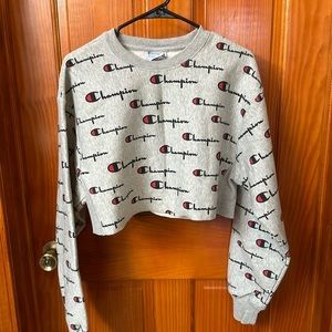 Champion Reverse Weave Cropped Distressed Crewneck size small